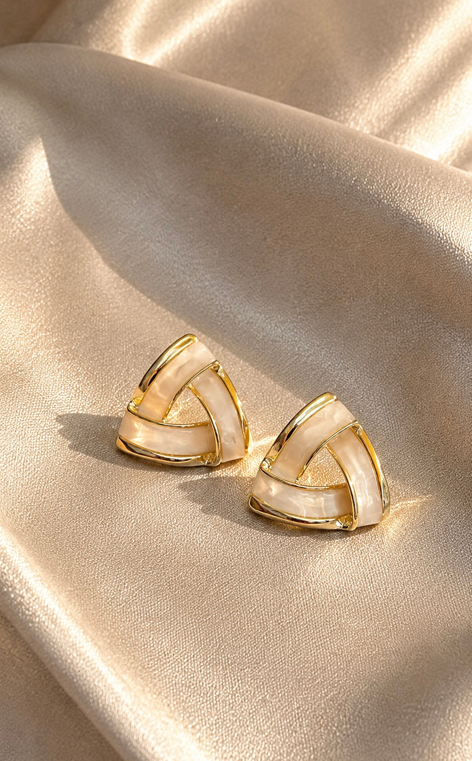 Ivory triangle