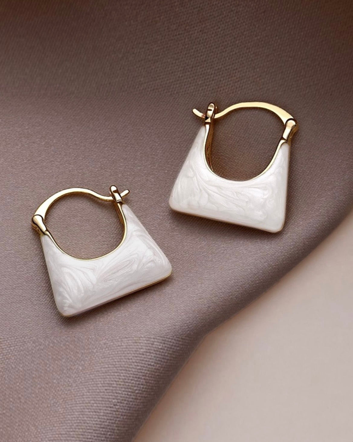 Ivory Tote Earrings
